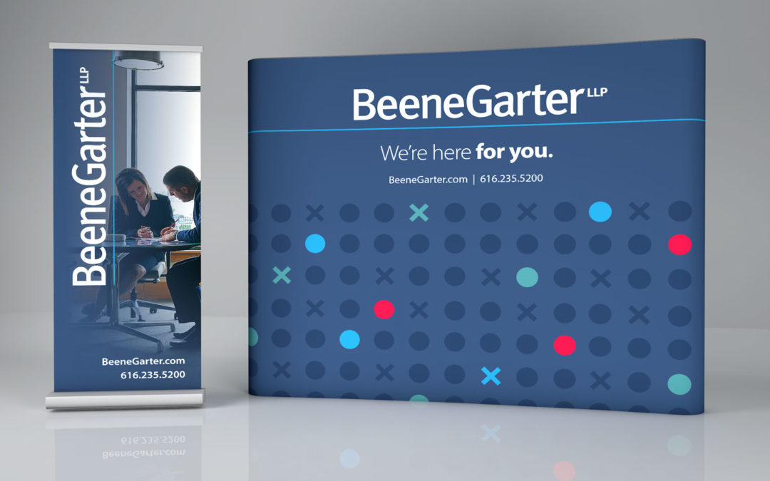 Beene Garter Banner Stand and Display